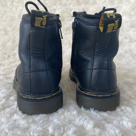 Dr. Martens boots for kids - Picture 5 of 14